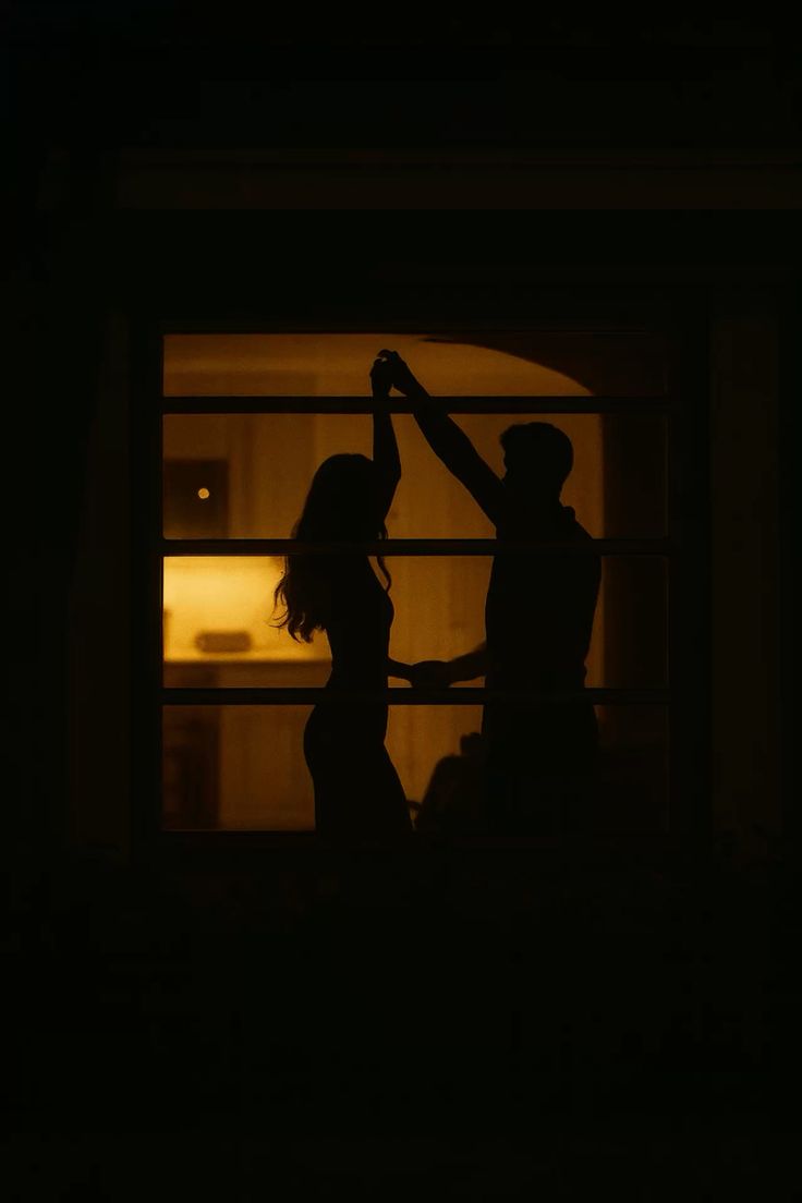 Pareja bailando